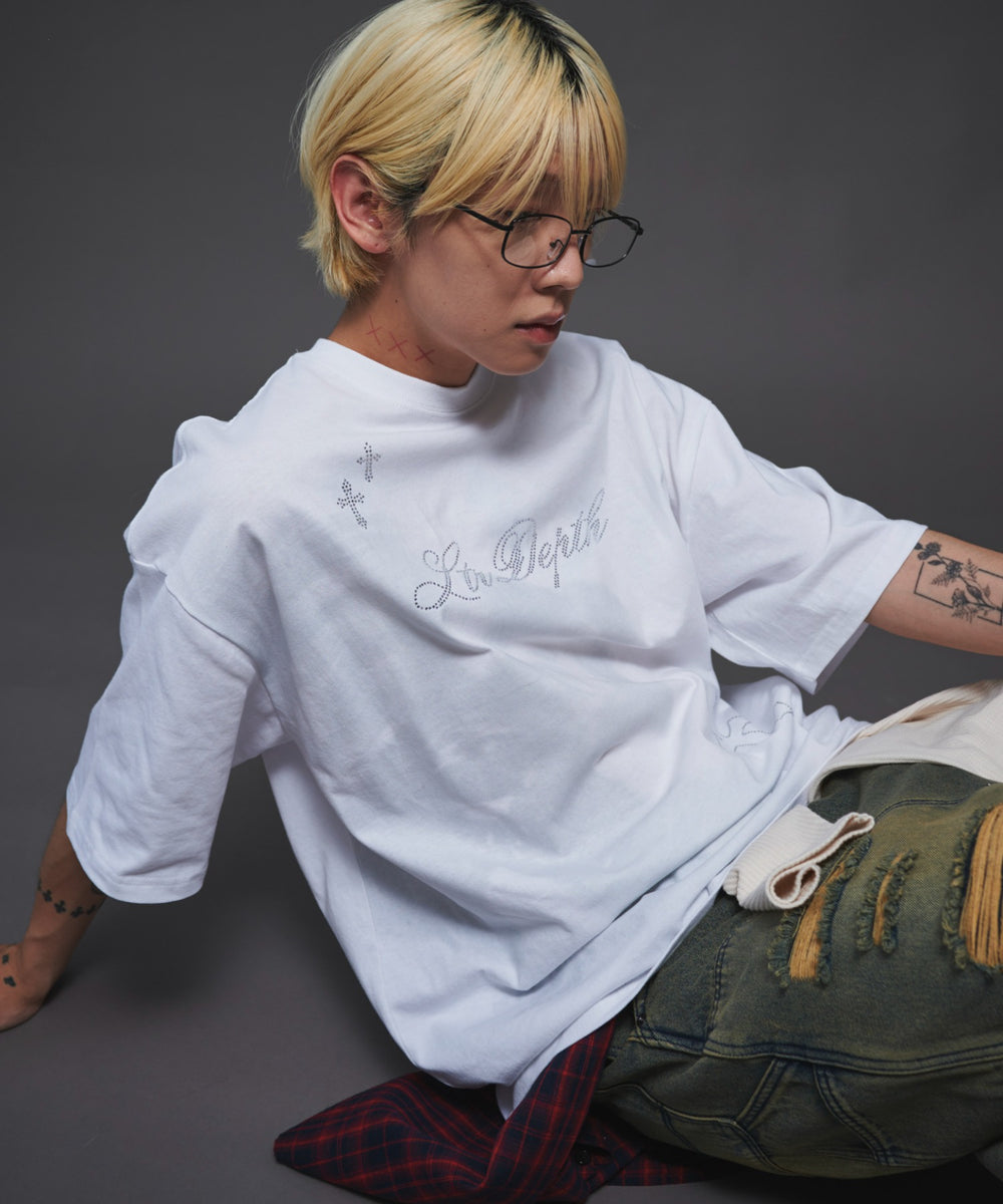 ホワイト モデル：175cm L着用