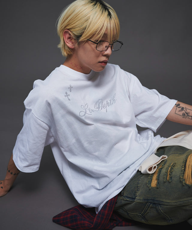 ホワイト モデル：175cm L着用