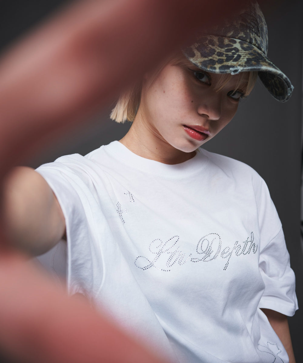 ホワイト モデル：165cm M着用