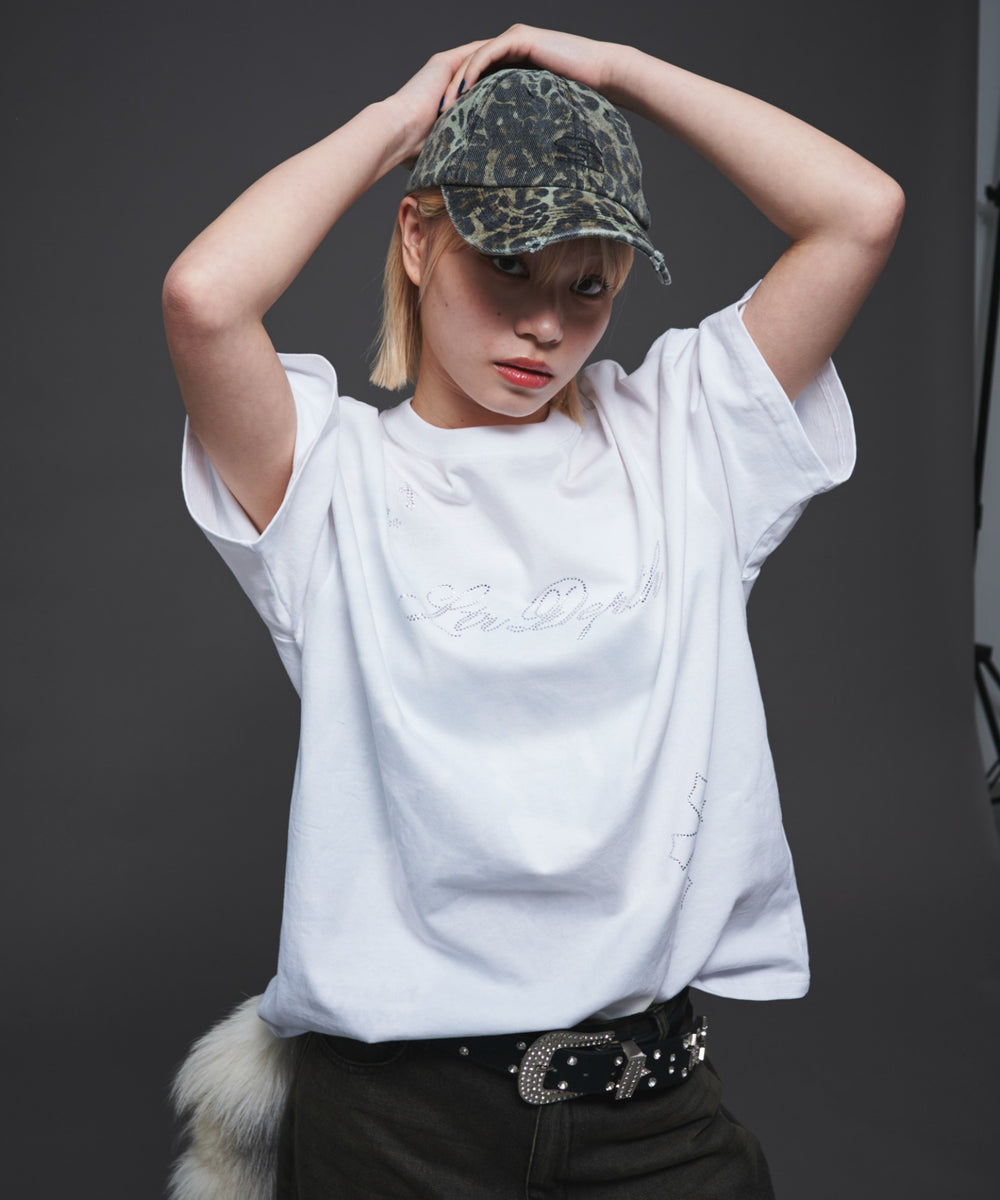 ホワイト モデル：165cm M着用