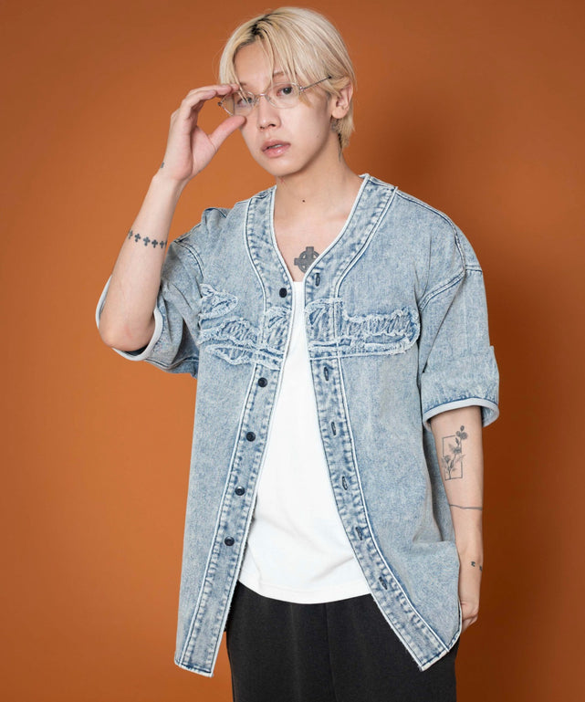 デニム淡加工　モデル:175cm L着用