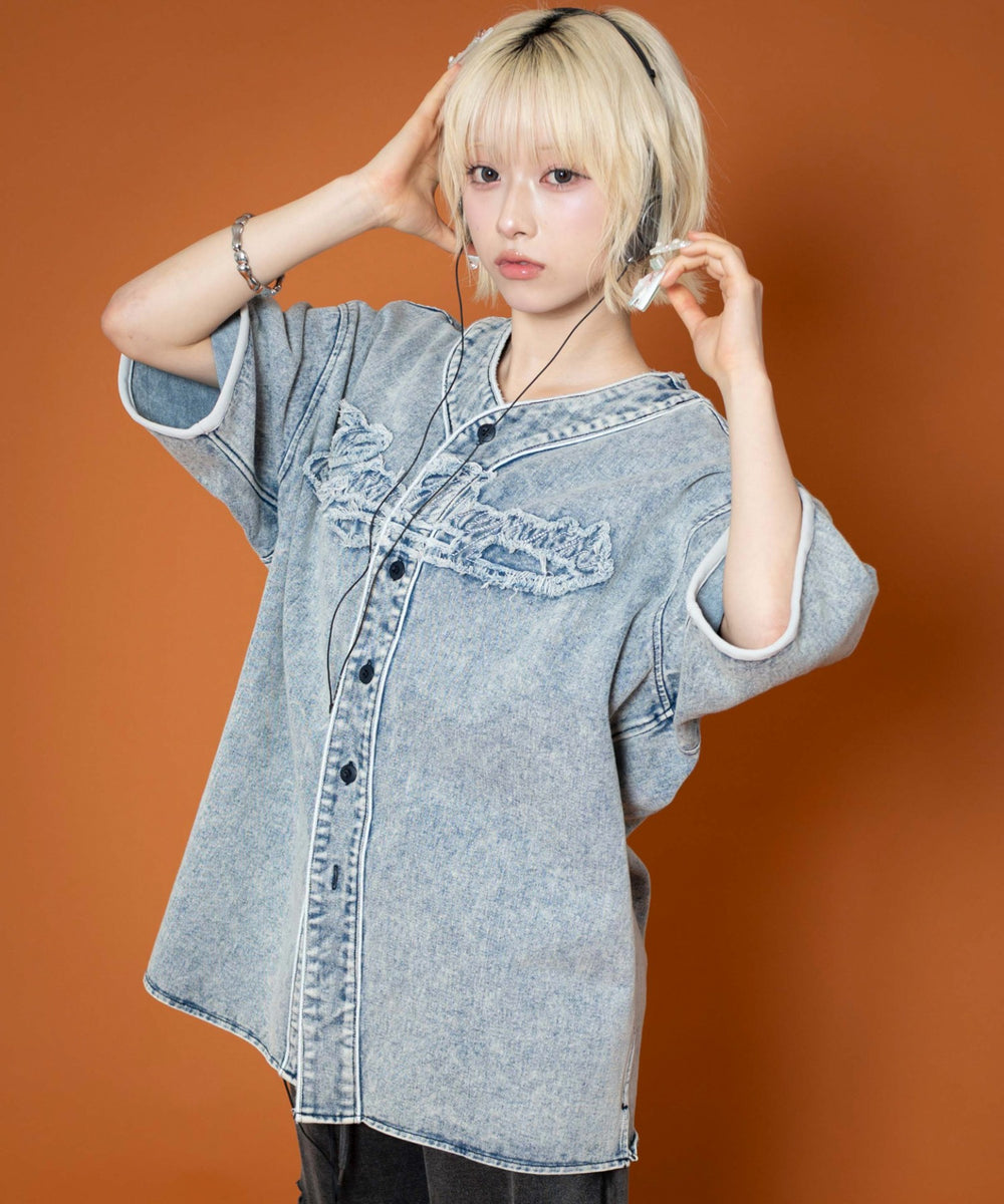 デニム淡加工　モデル:158cm M着用