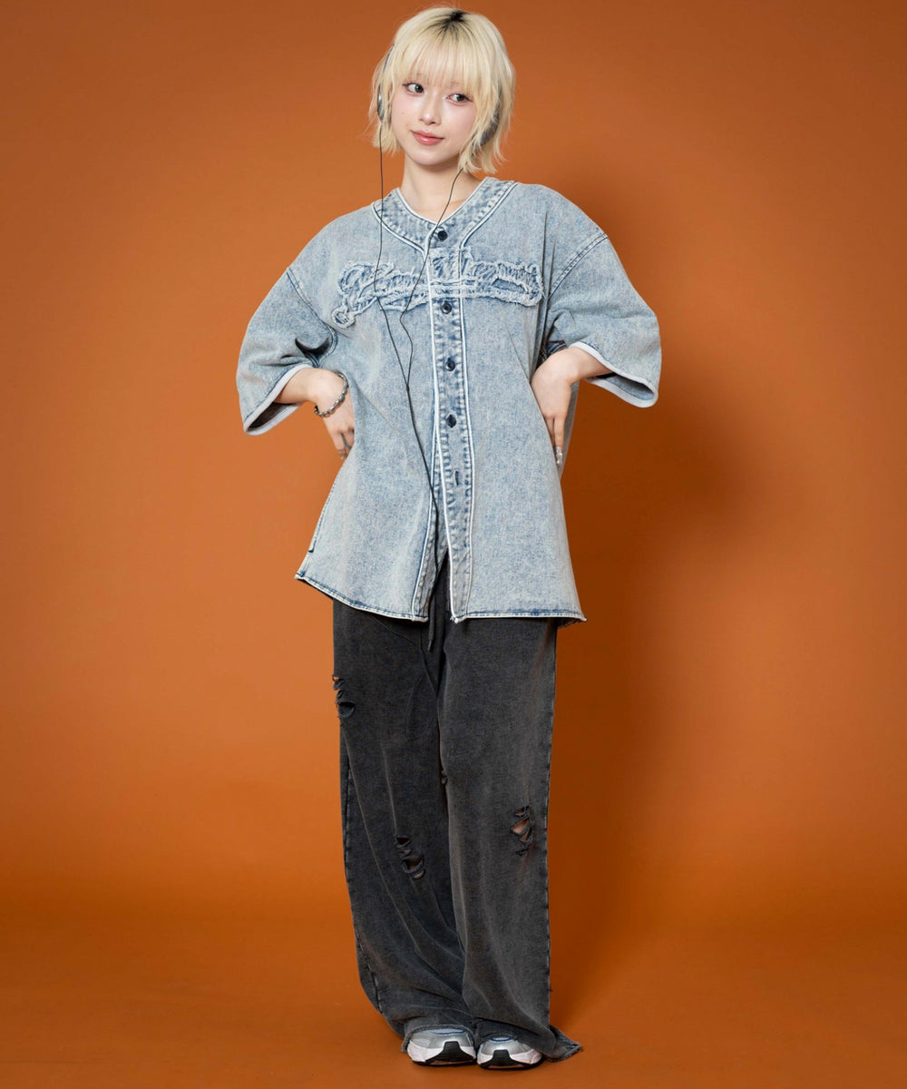 デニム淡加工　モデル:158cm M着用