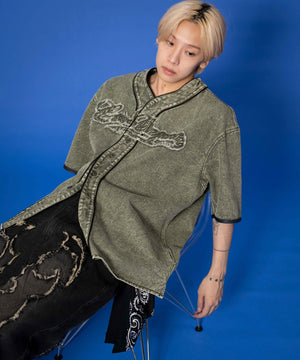 カーキ　モデル:175cm L着用