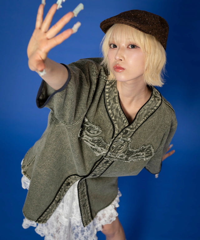 カーキ　モデル:158cm M着用