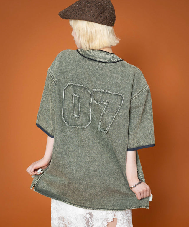 カーキ　モデル:158cm M着用