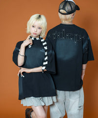 バックスタッズグラフィックT（SS）