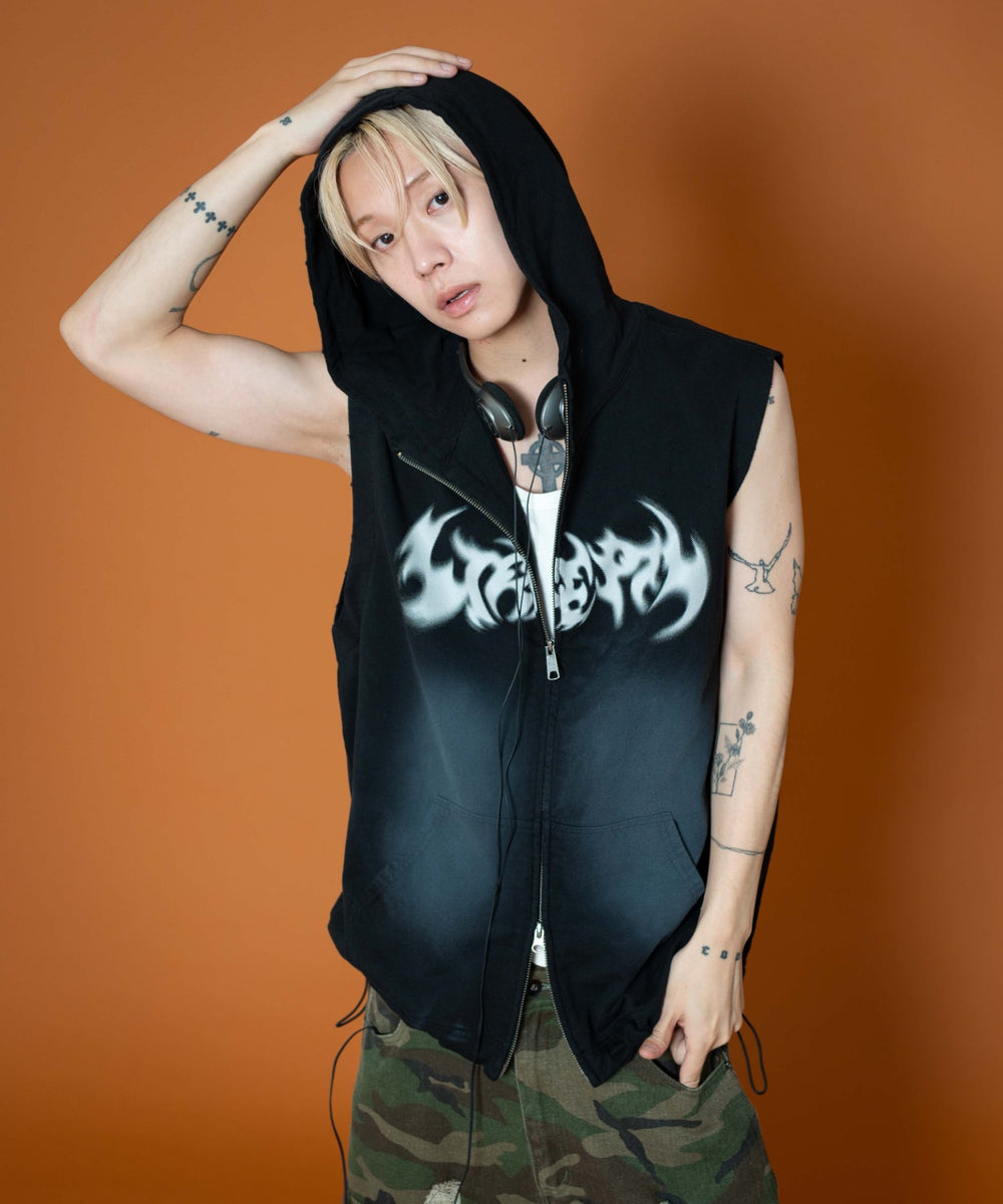 ブラック　モデル:175cm L着用