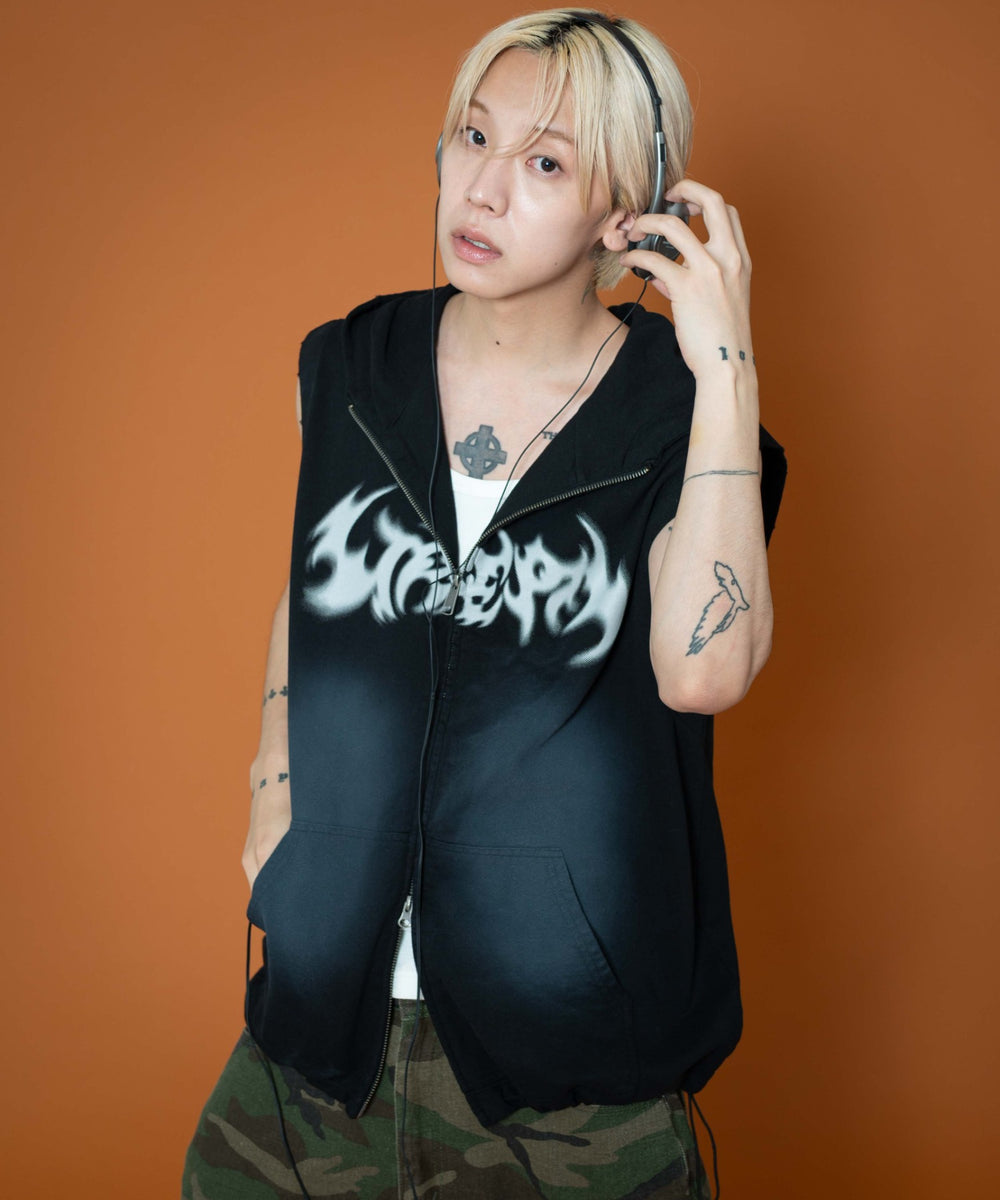 ブラック　モデル:175cm L着用