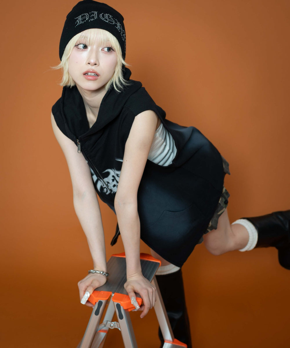 ブラック　モデル:158cm M着用