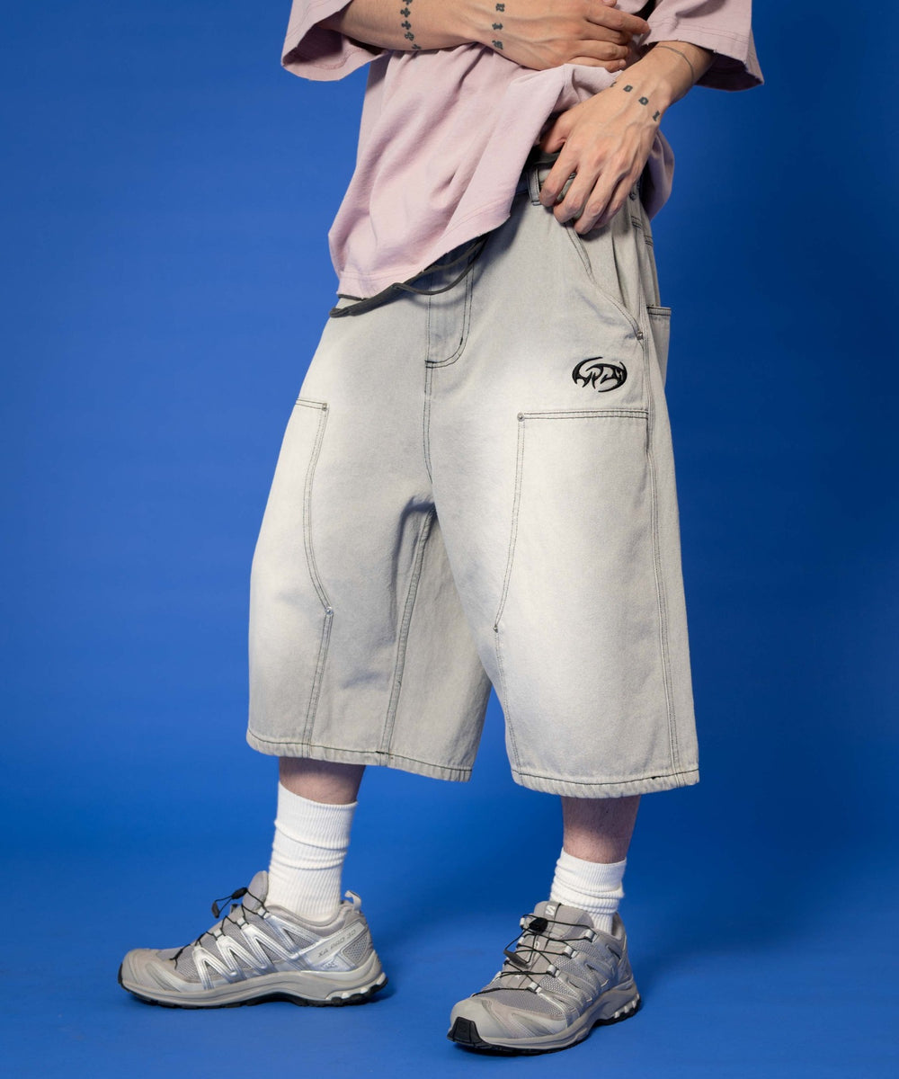 グレー　モデル:175cm L着用