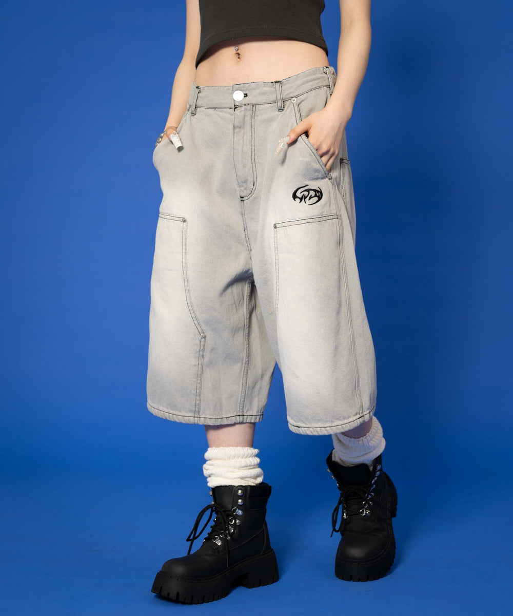 グレー　モデル:158cm M着用