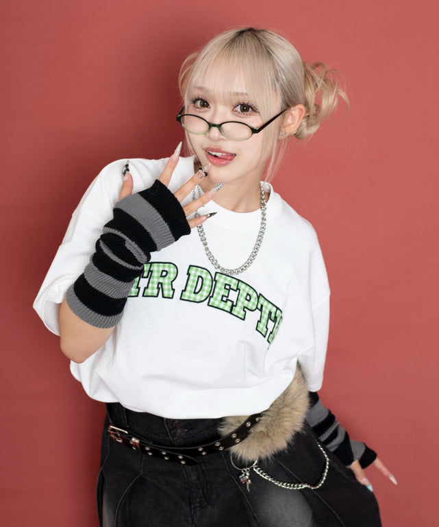 ホワイト モデル：160cm L着用