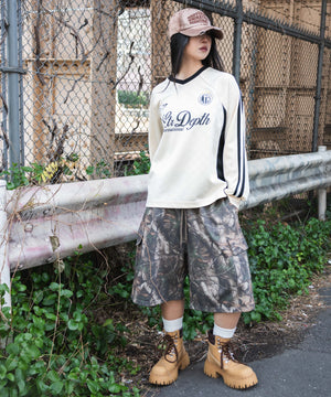 ホワイトアイボリー　モデル:160cm M着用