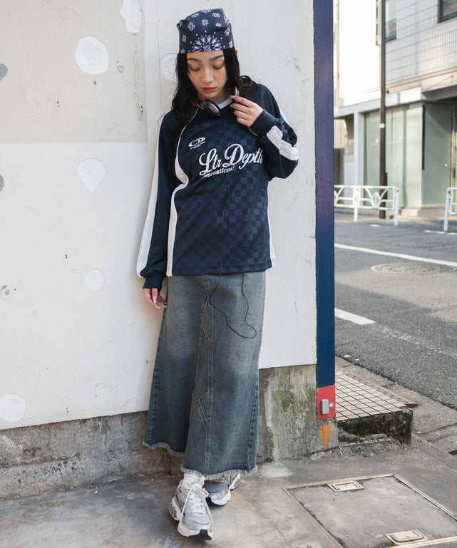 ネイビー　モデル:160cm M着用