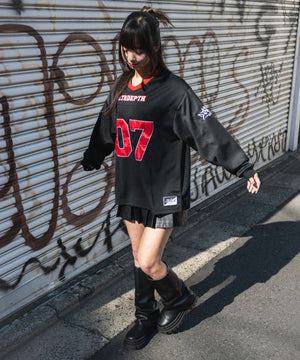 ブラック　モデル:160cm M着用