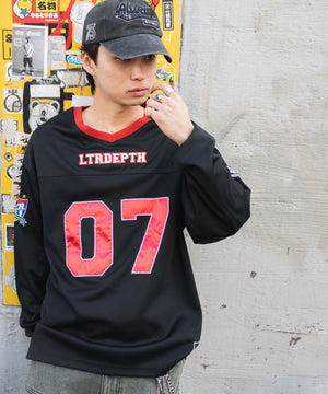 ブラック　モデル:171cm L着用