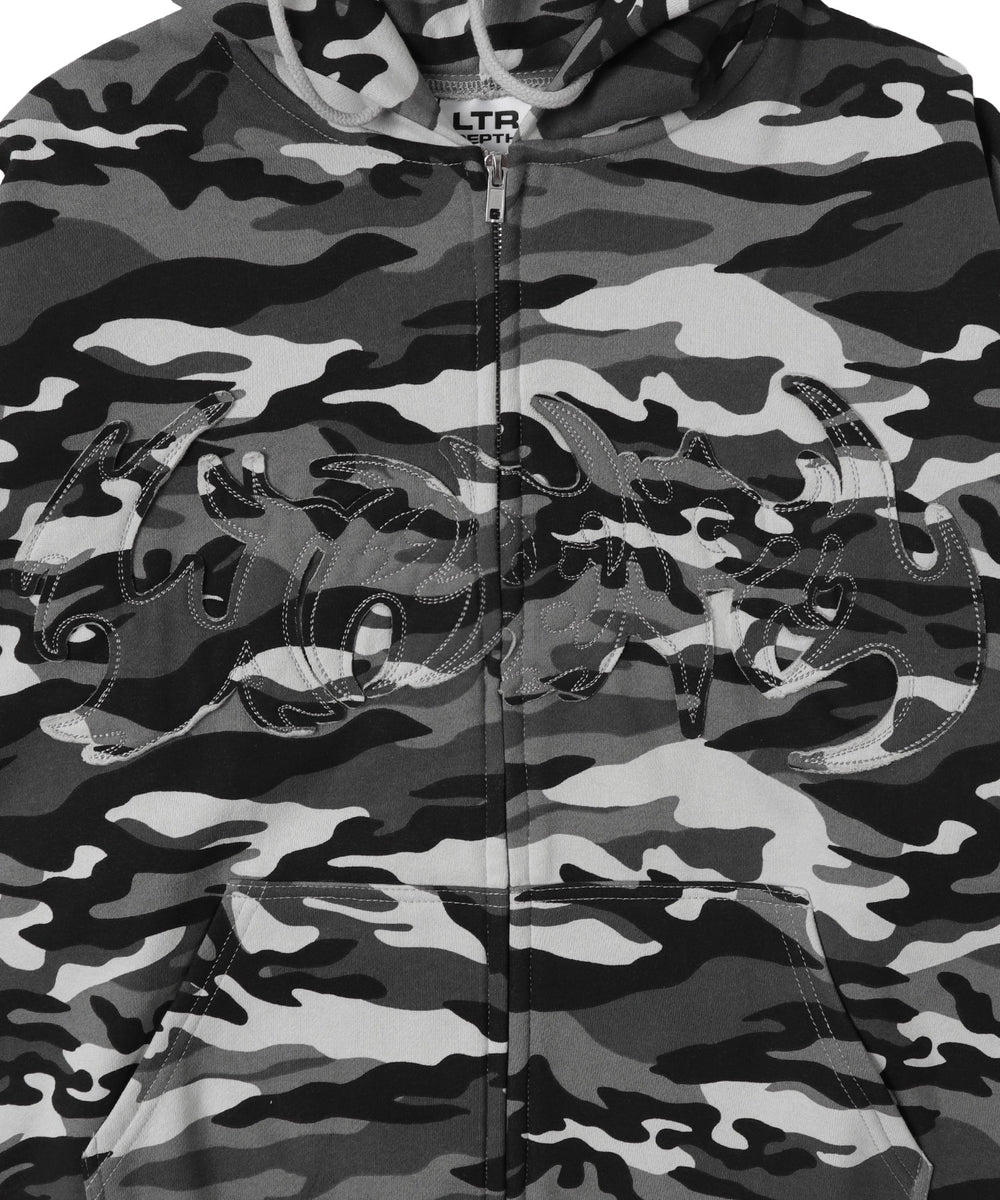カモフラグラフィックZIPパーカー