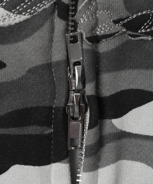 カモフラグラフィックZIPパーカー