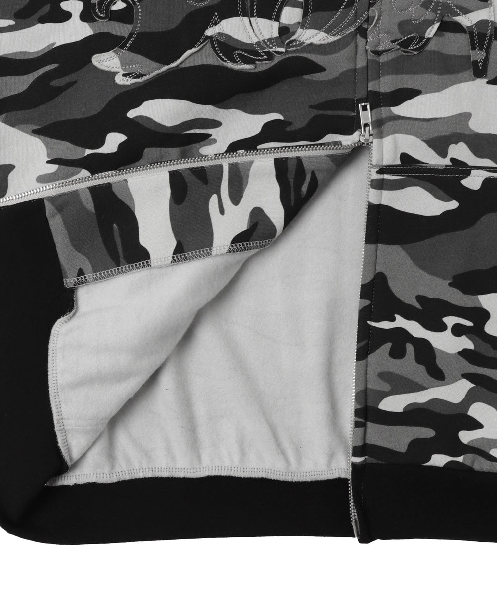 カモフラグラフィックZIPパーカー