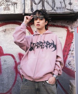 ピンク　モデル:180cm L着用