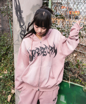 ピンク　モデル:160cm M着用