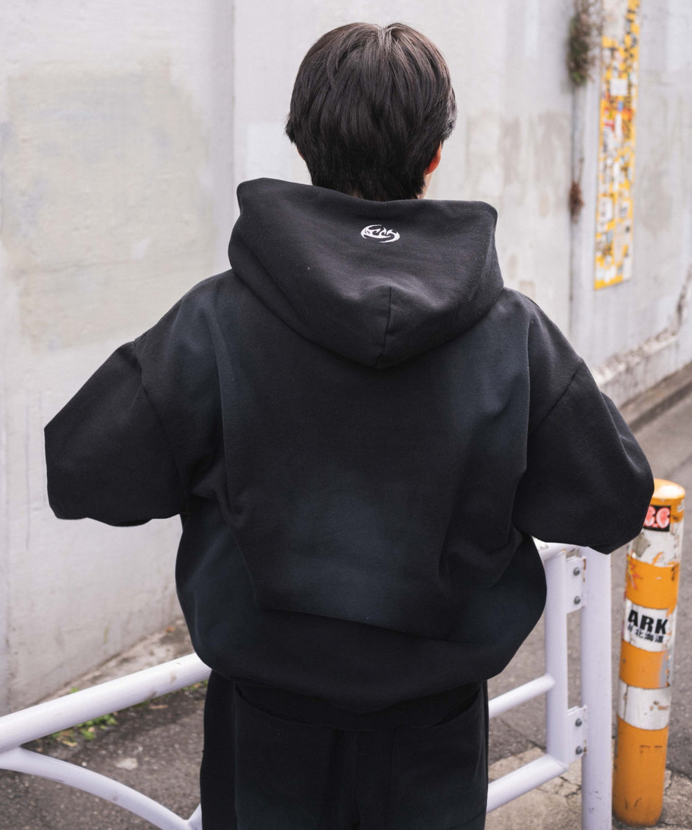 ブラック　モデル:171cm L着用