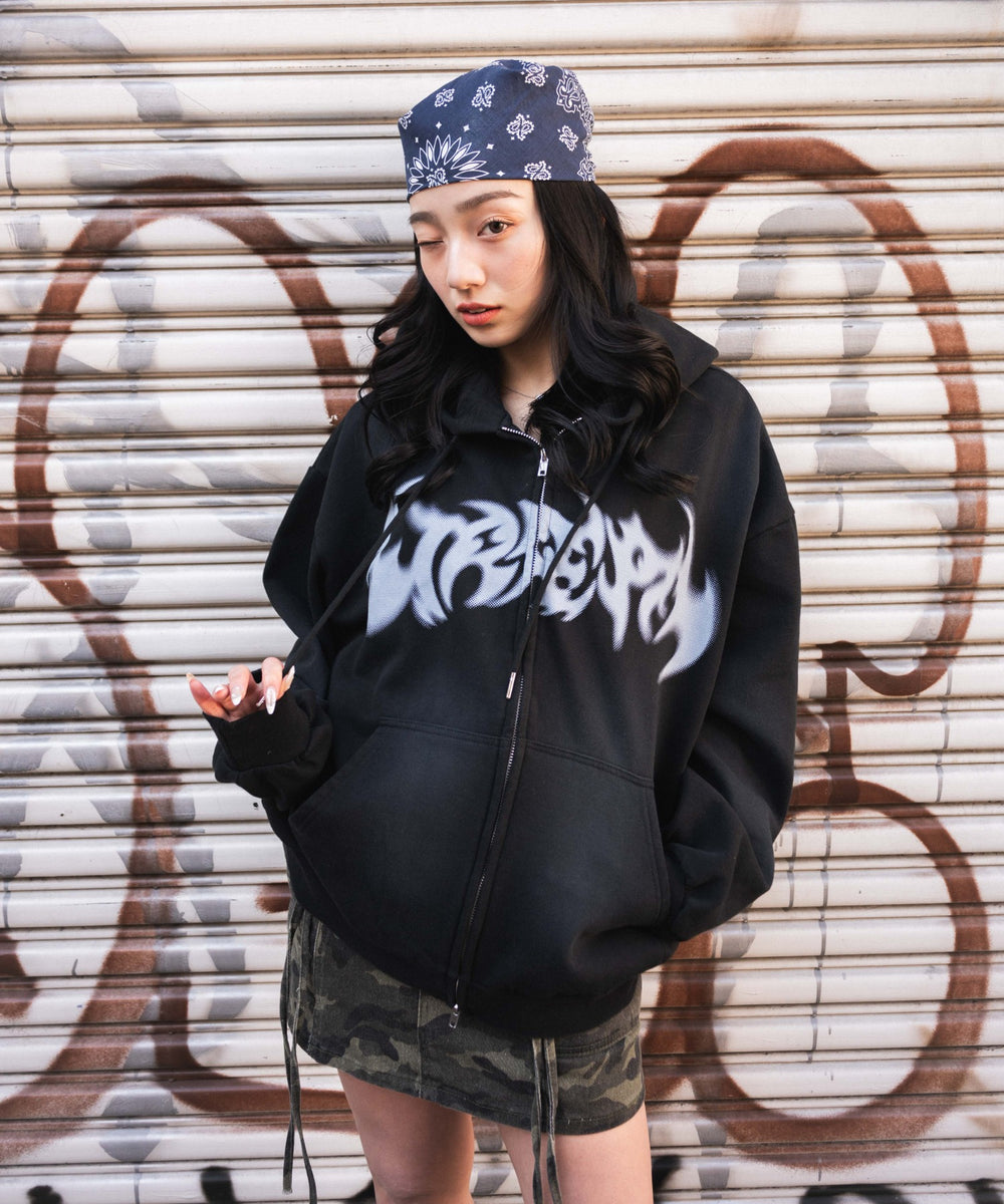 ブラック　モデル:160cm M着用