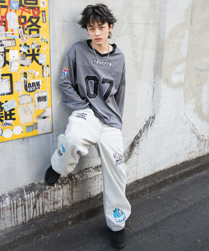 グレー　モデル:180cm L着用