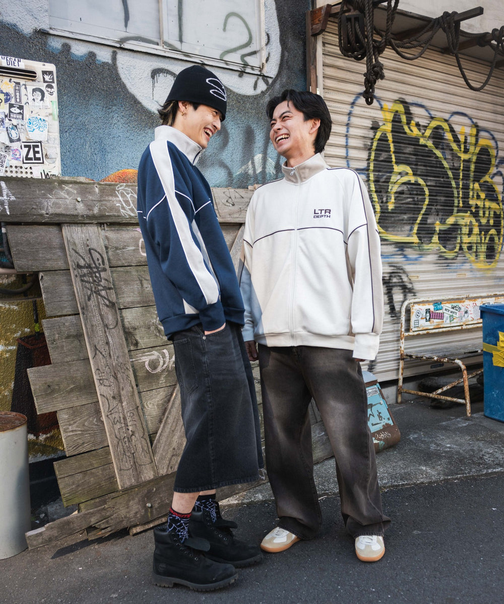 パイピングトラックジャケット