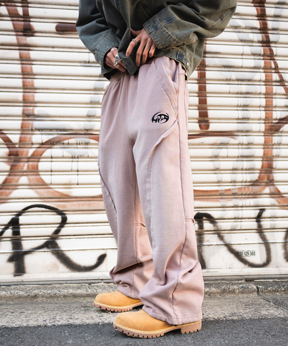 ピンク　モデル:180cm L着用