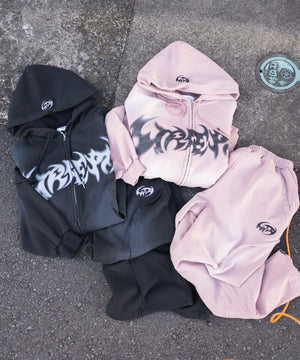 グラフィックスウェットパンツ