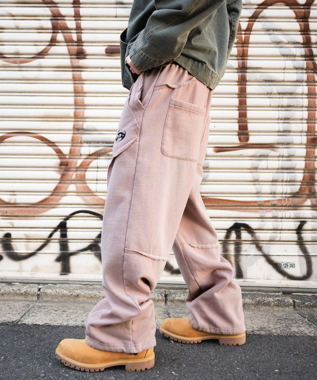 ピンク　モデル:180cm L着用