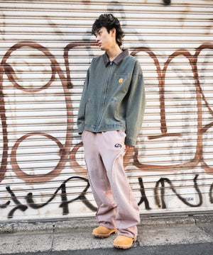 ピンク　モデル:180cm L着用