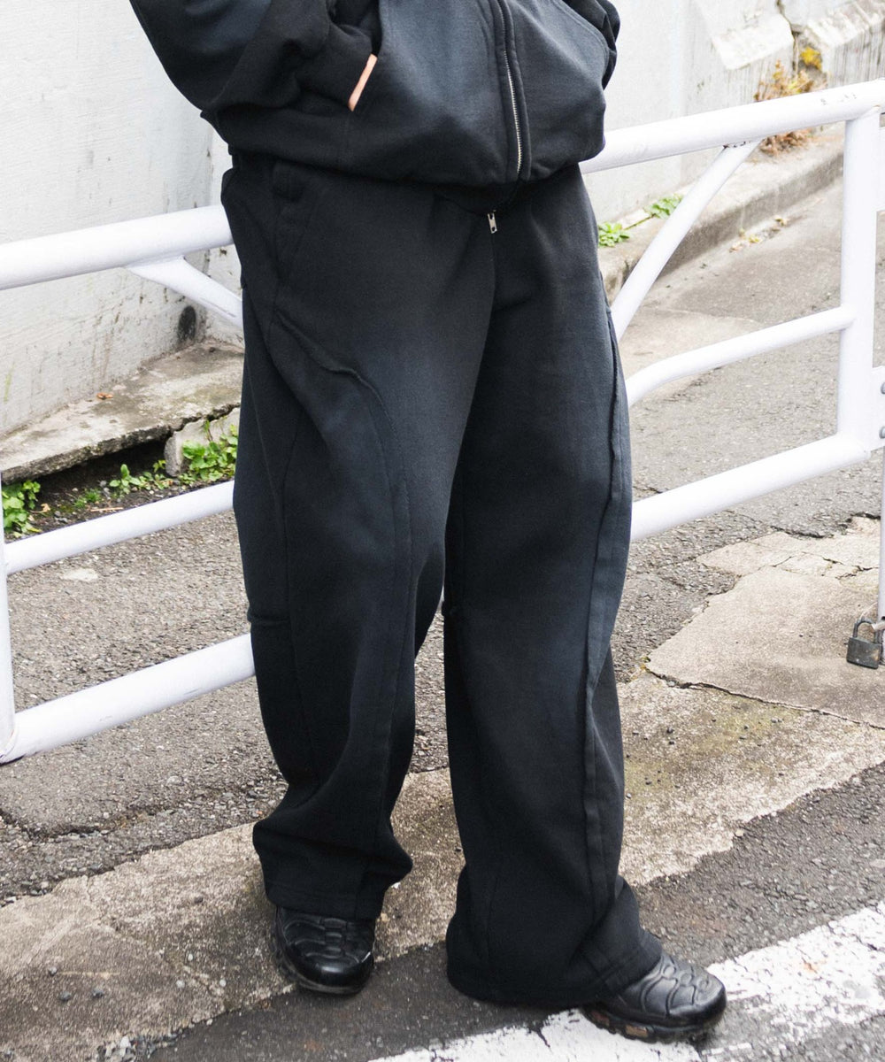 ブラック　モデル:180cm L着用