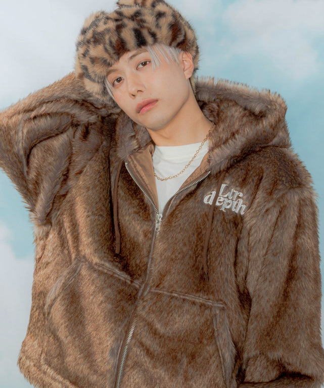 ブラウンソノタ モデル：170cm L着用