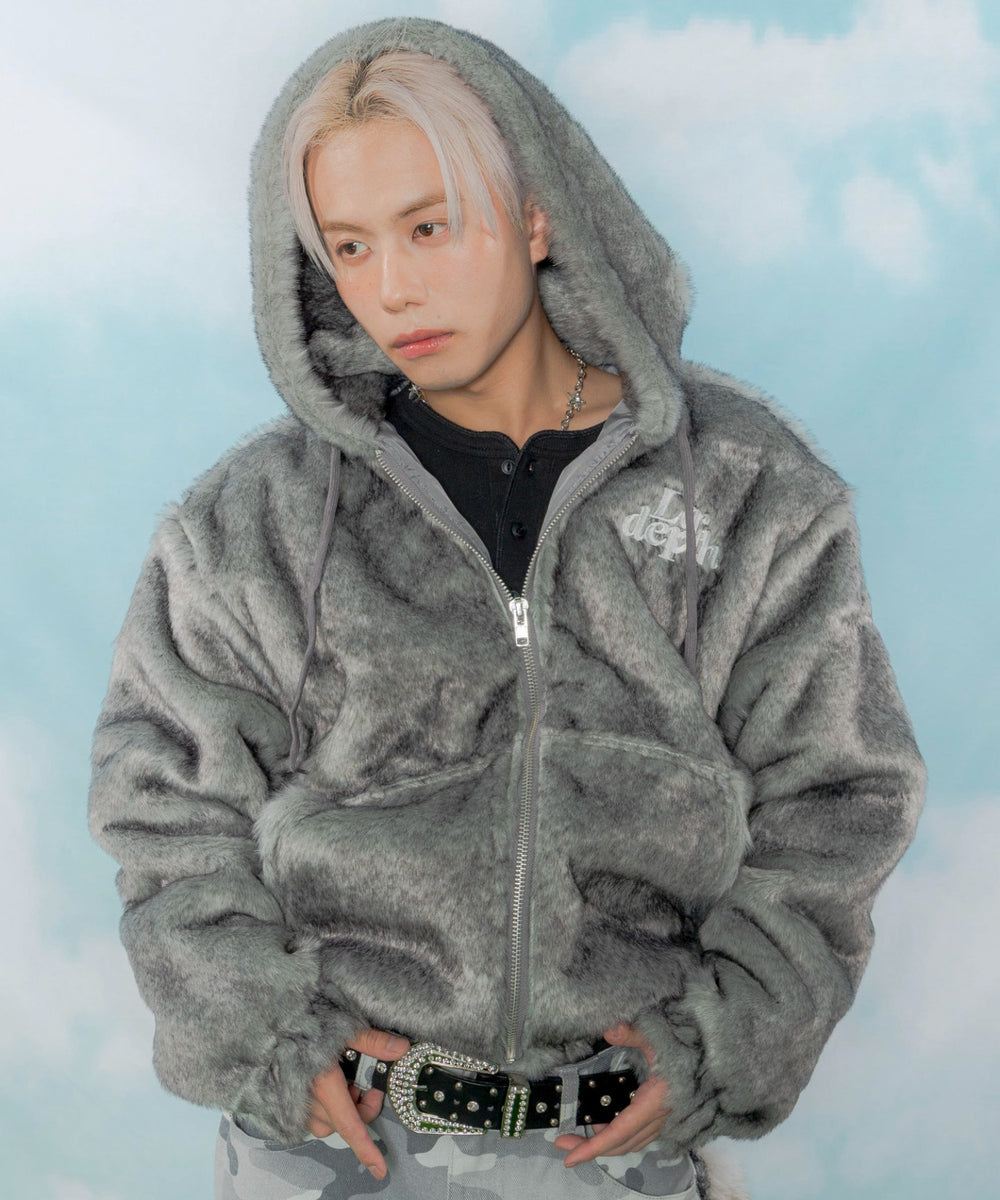 グレーソノタ モデル：170cm L着用