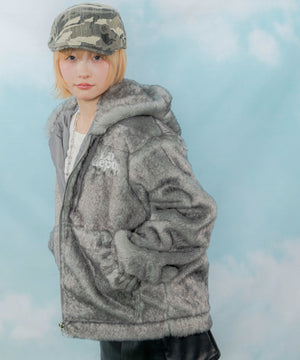 グレーソノタ モデル：154cm M着用