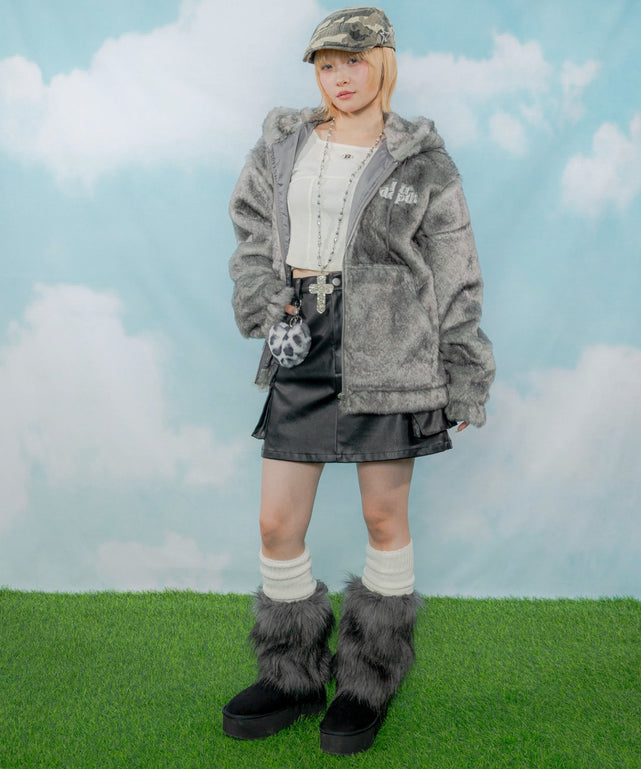 グレーソノタ モデル：154cm M着用