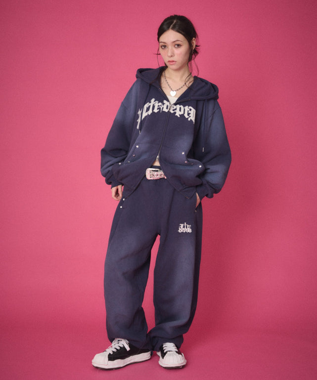 ネイビー　モデル：163cm Mサイズ着用