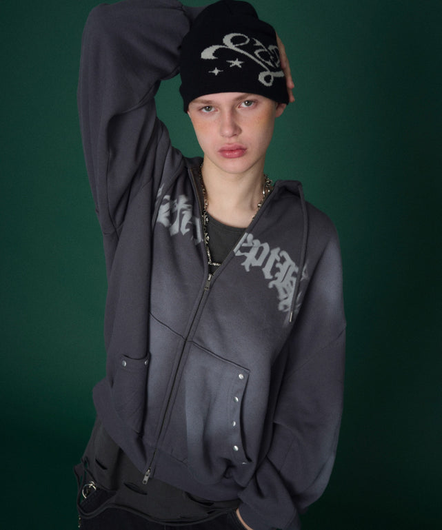 スミクロ　モデル：178cm Lサイズ着用