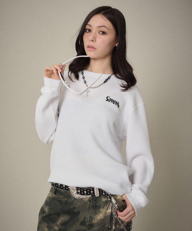 ホワイト　モデル：163cm Mサイズ着用