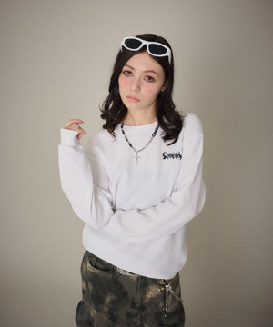 ホワイト　モデル：163cm Mサイズ着用