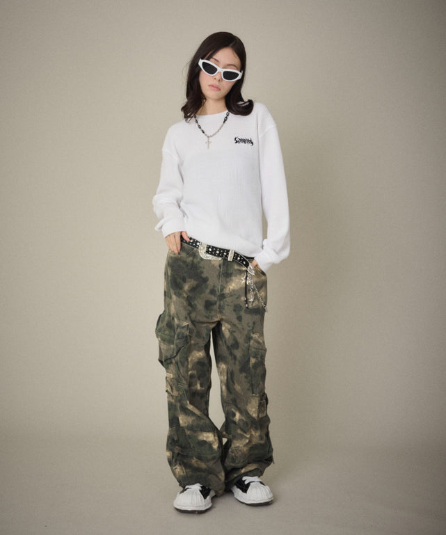 ホワイト　モデル：163cm Mサイズ着用