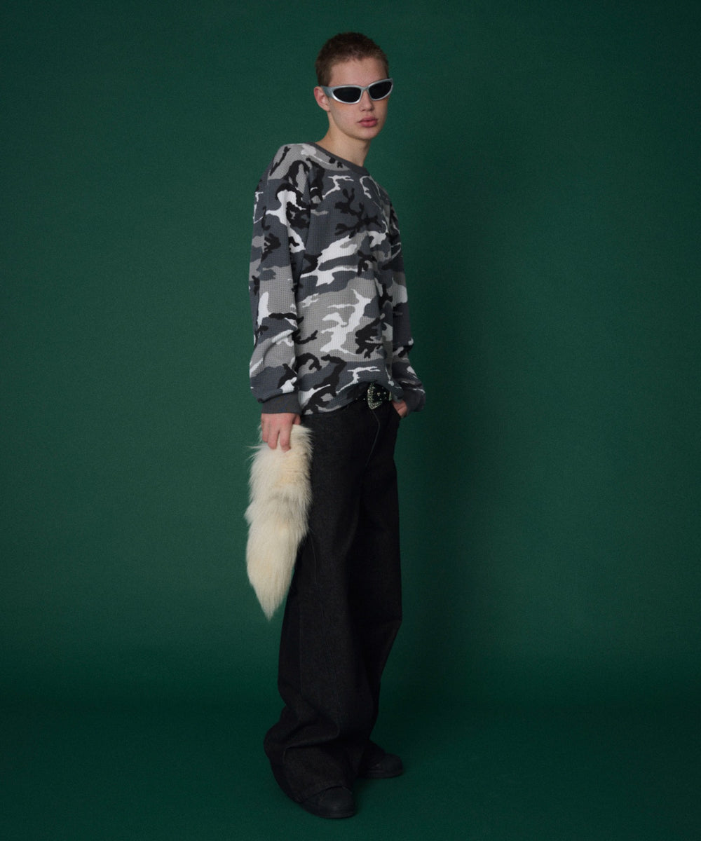 柄１　モデル：178cm Lサイズ着用