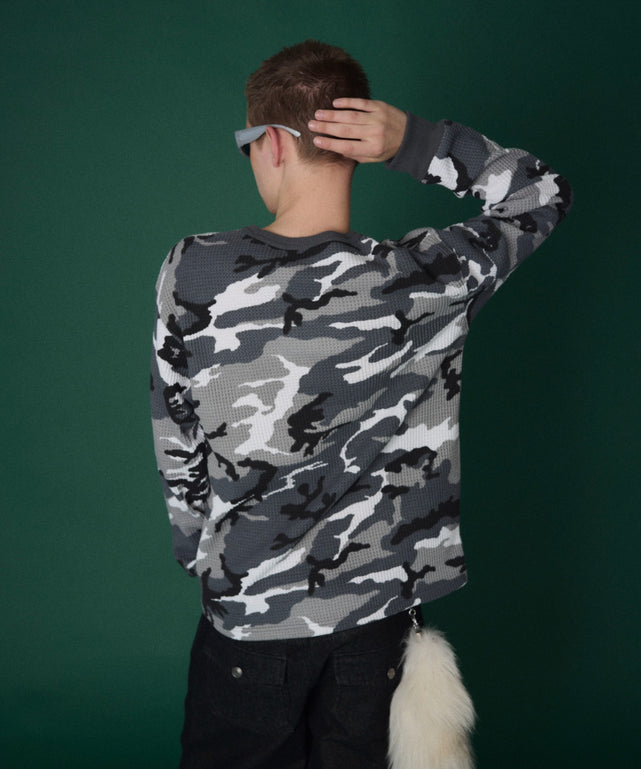 柄１　モデル：178cm Lサイズ着用