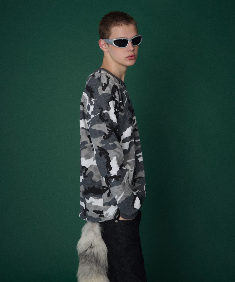 柄１　モデル：178cm Lサイズ着用