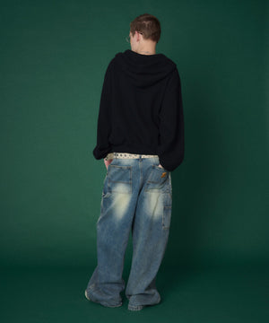 ブラック　モデル：178cm Lサイズ着用