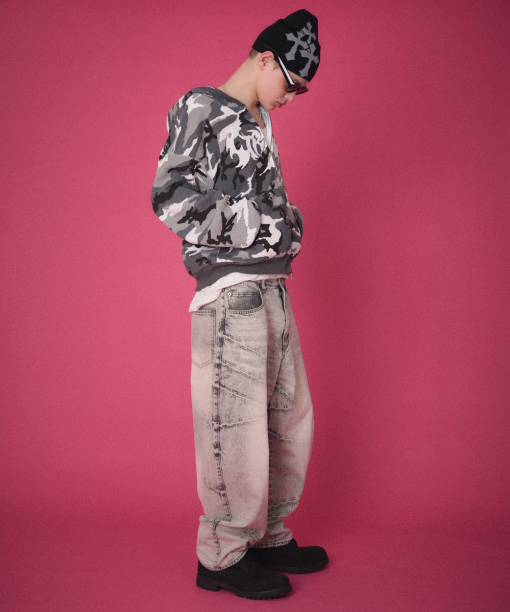 柄1　モデル：178cm Lサイズ着用