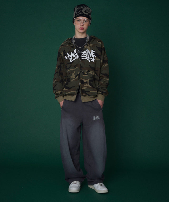 スミクロ　モデル：178cm Lサイズ着用